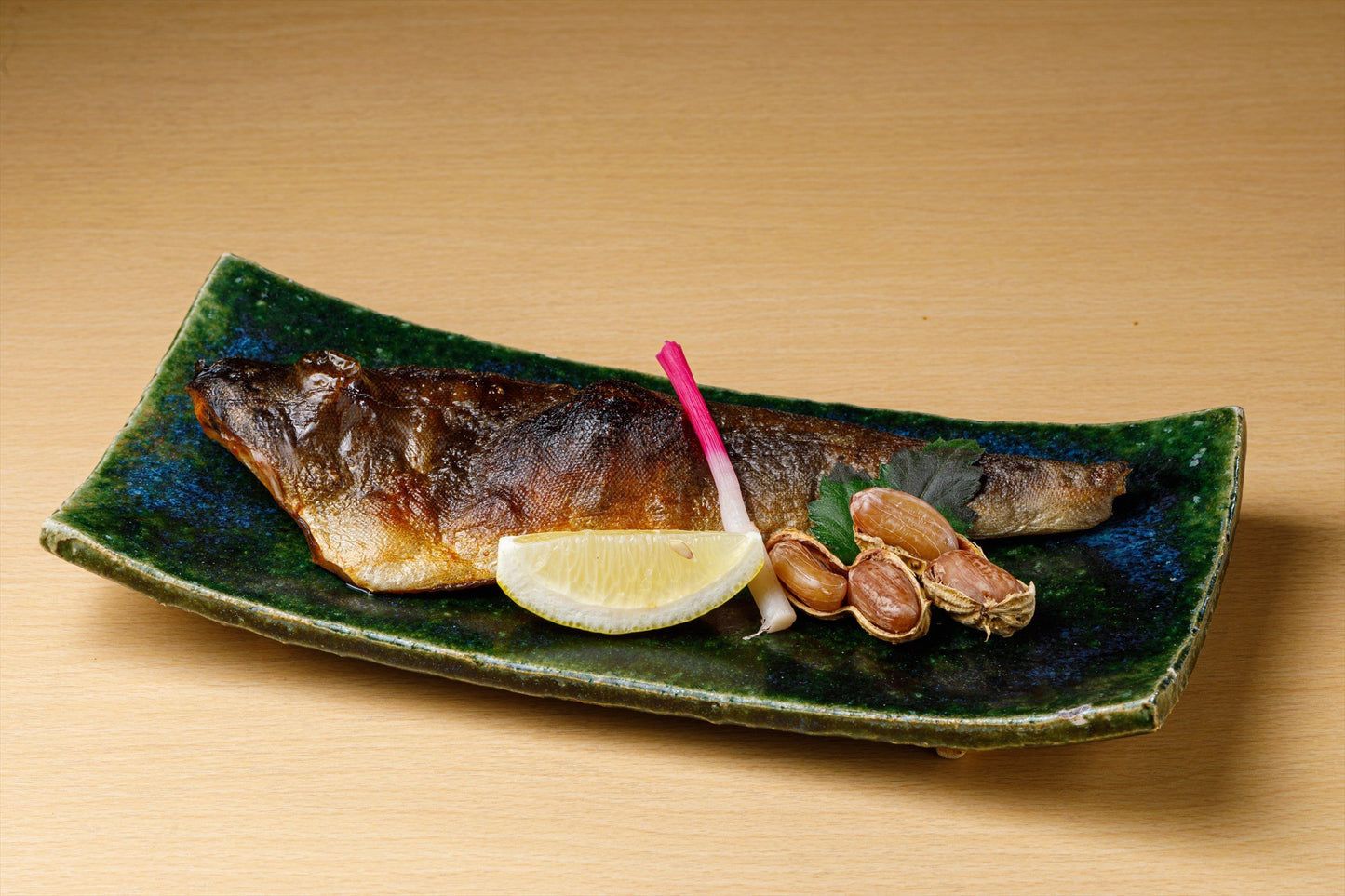 安定した脂のノリが自慢のしまほっけ一夜干し<冷凍> ~焼くだけの簡単調理!朝食・ランチはもちろん、ディナーでも使える万能選手~